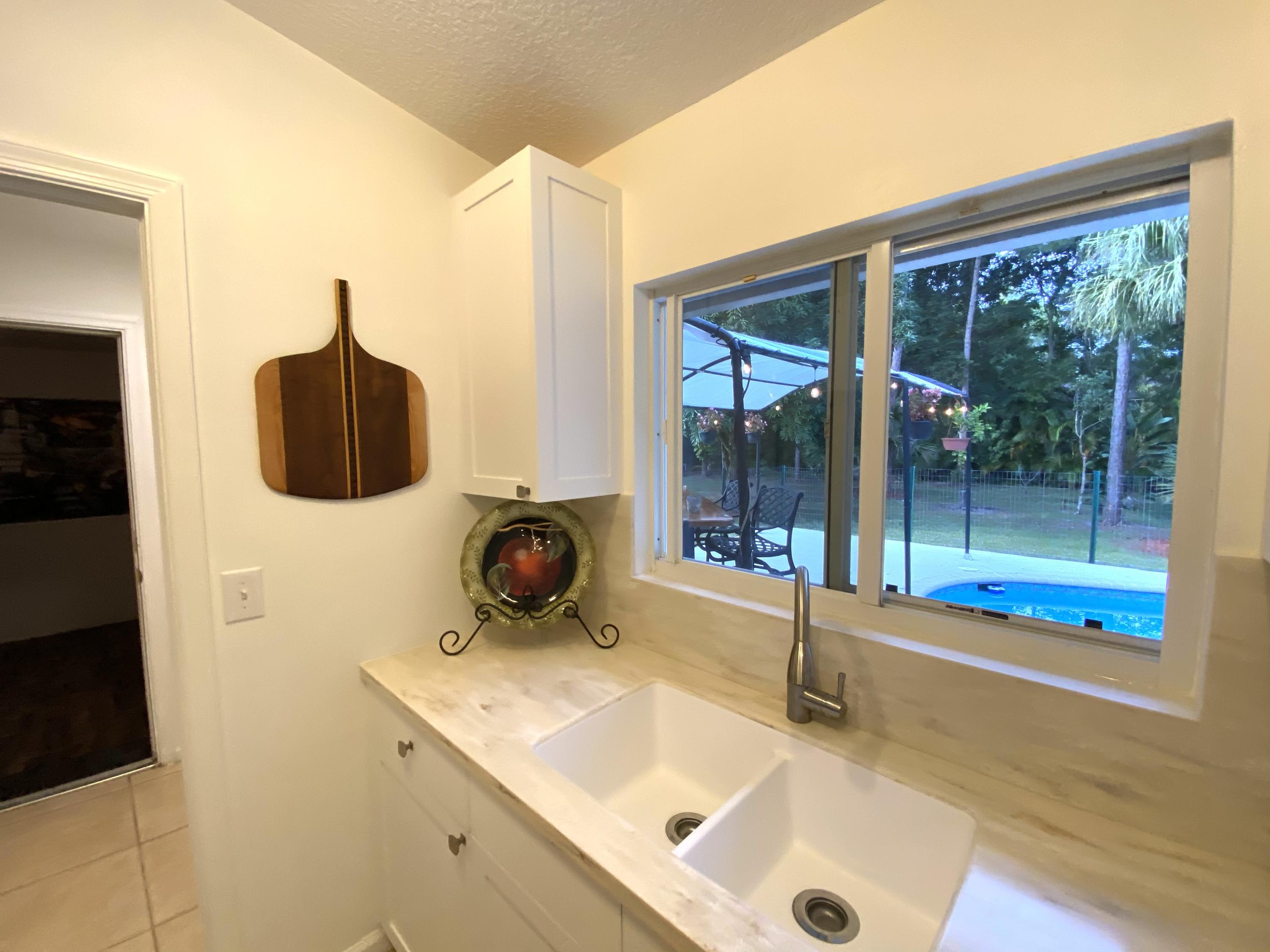 14705 76th Road North Loxahatchee, FL 33470 - Photo 14 of 99 DFA1C919-BB9D-4492-81FF-453656315C3B