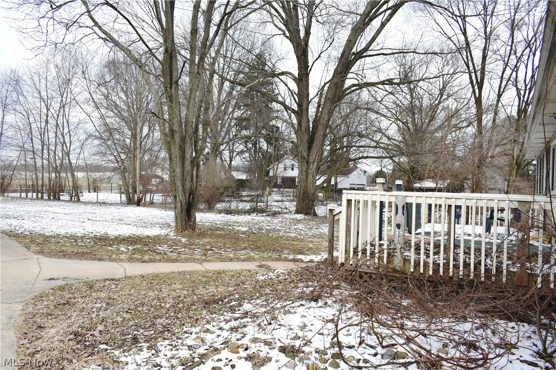 2036 Wright Road Akron, OH 44320 - Photo 3 of 24 Gallery Image 3