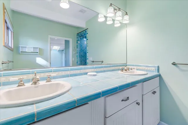 $1,599,000 | 511 Cliff Drive, Aptos, CA 95003