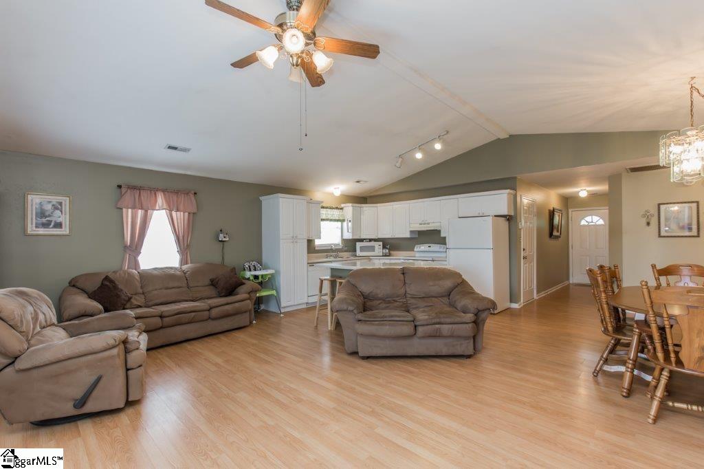 549 Odom Road Easley, SC 29642 - Photo 4 of 18 Gallery Image 4