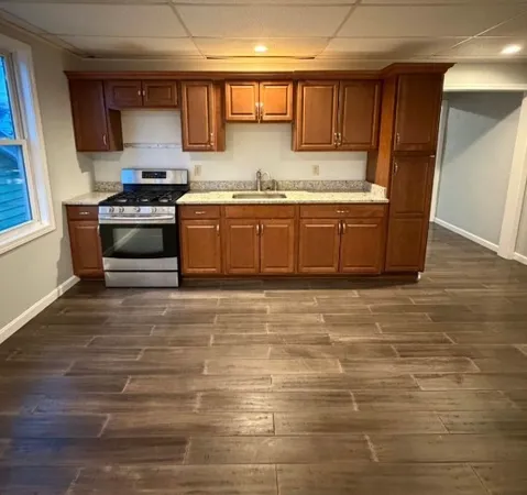 $1,475 | 186 John Street, Unit 2S, Fall River, MA 02721