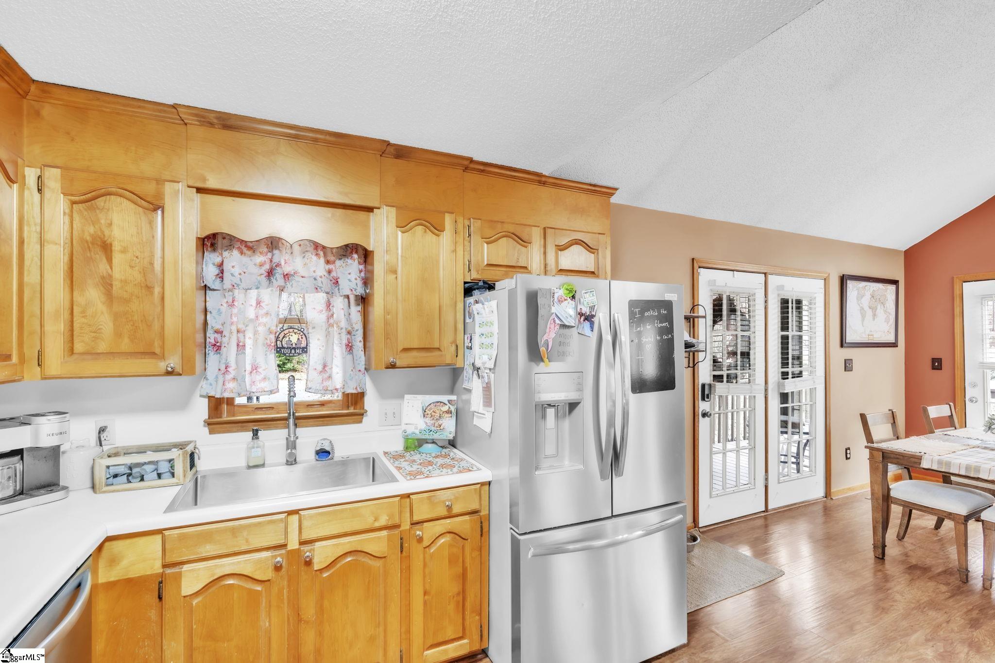 130 Conway Drive Fountain Inn, SC 29644 - Photo 10 of 25