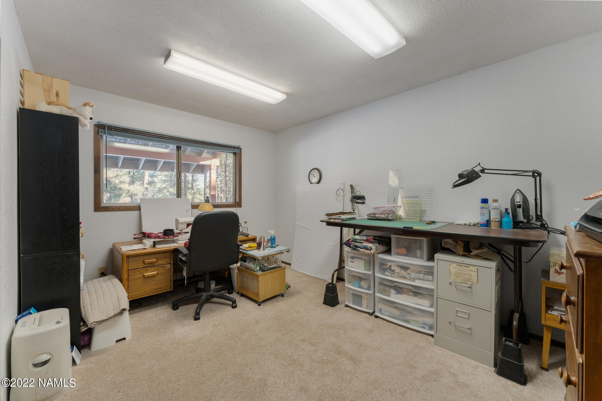5590 Lindsey Road Flagstaff, AZ 86004 - Photo 21 of 35 Bedroom/Sewing Room