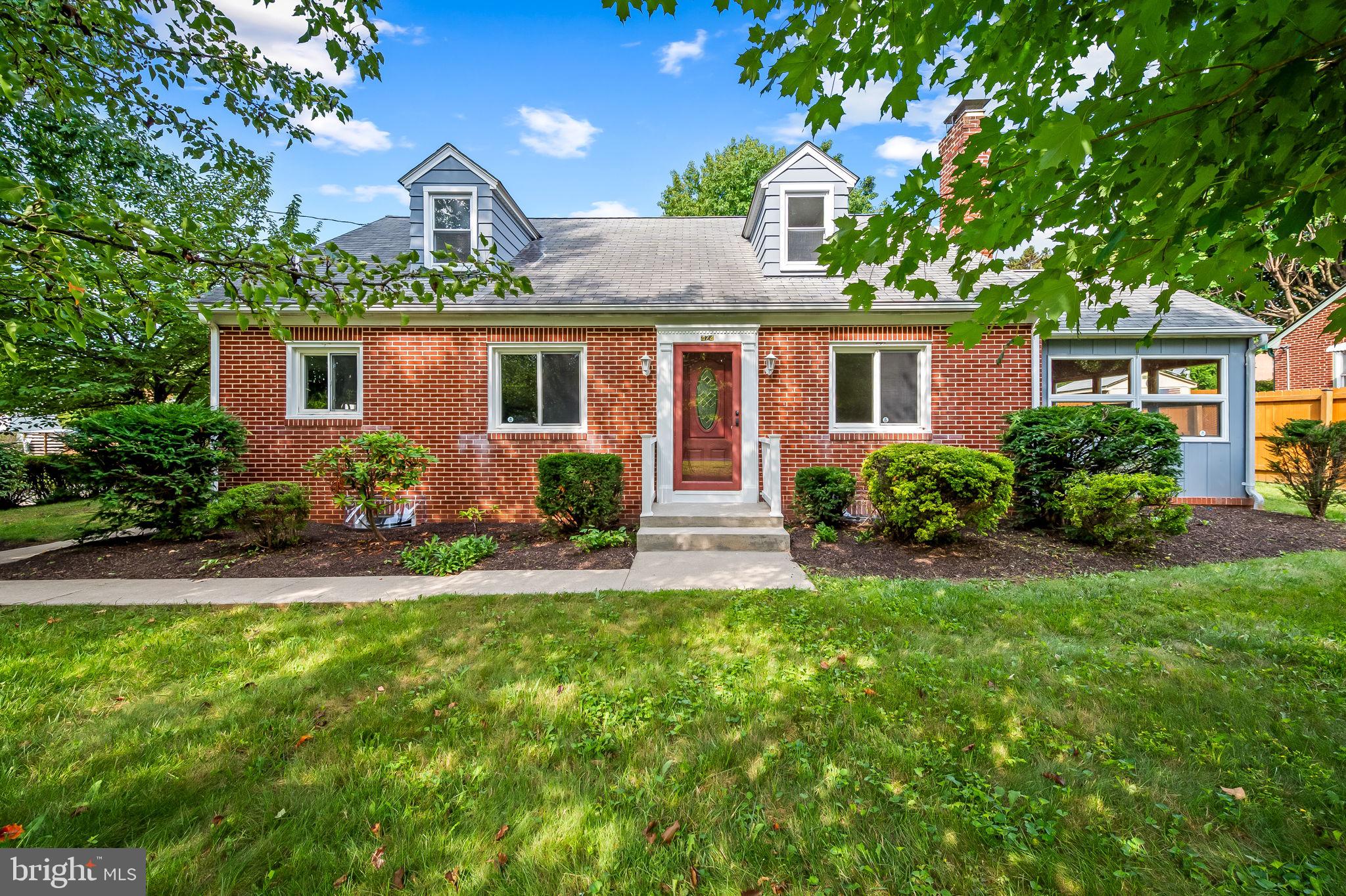 424 Poole Road Westminster, MD 21157 - Photo 1 of 40 Gallery Image 1