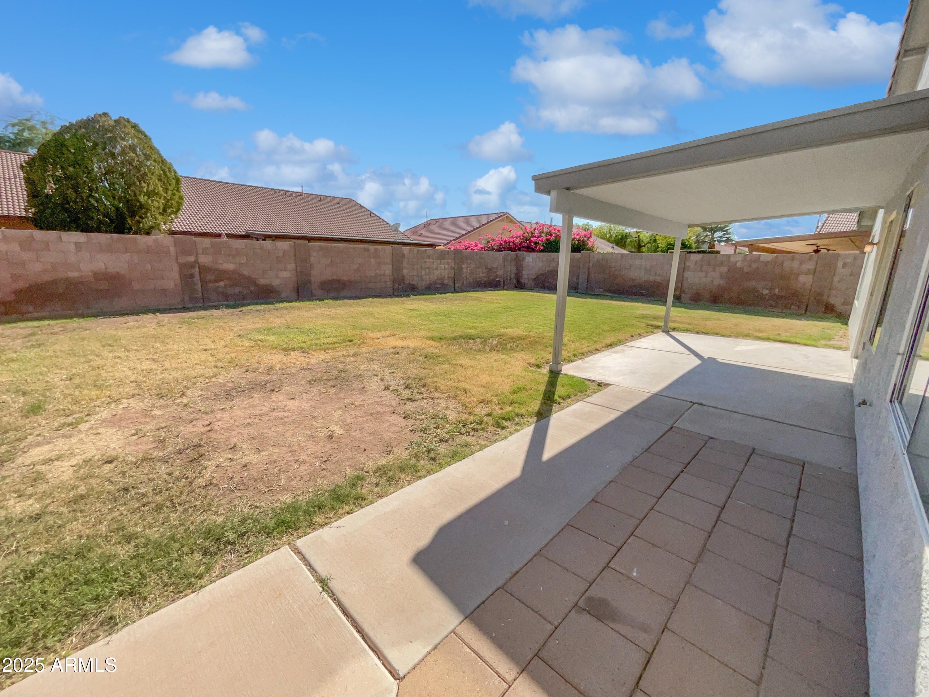317 East Nunneley Road Gilbert, AZ 85296 - Photo 26 of 27 a view of an outdoor space and tv