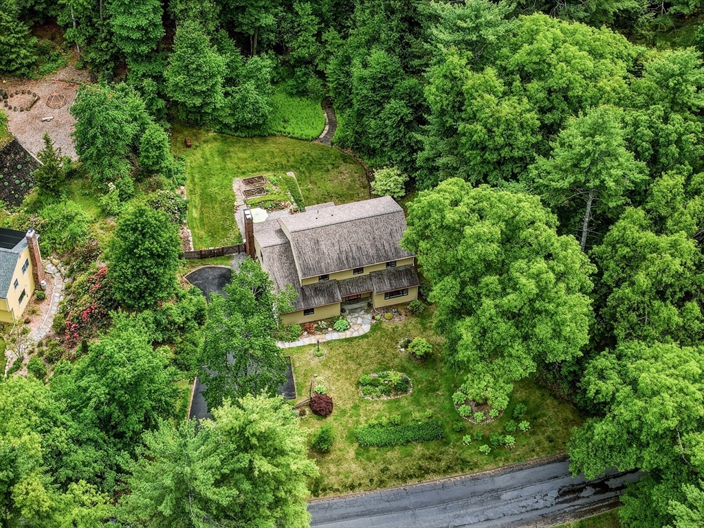 43 Aubinwood Road Amherst, MA 01002 - Photo 37 of 42