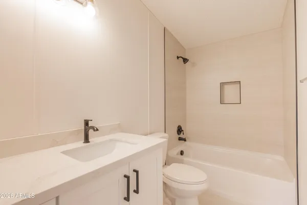 $310,000 | 1028 South Holben Place, Avondale, AZ 85323