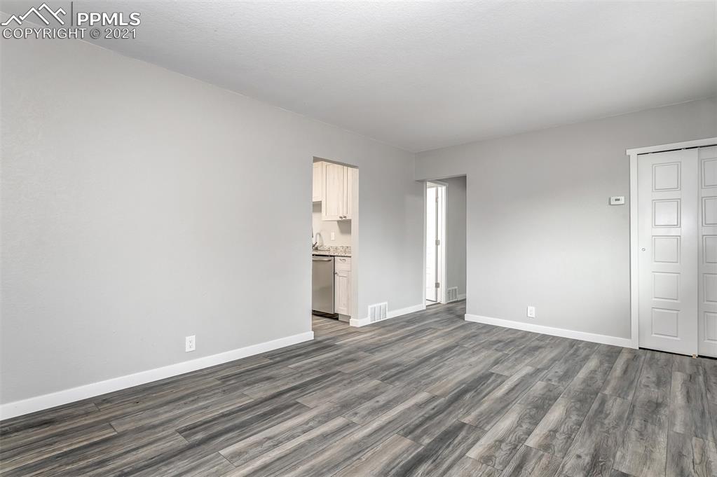 518 Huron Road Colorado Springs, CO 80910 - Photo 4 of 24