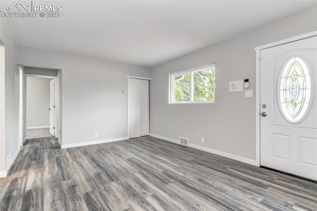 518 Huron Road Colorado Springs, CO 80910 - Photo 5 of 24