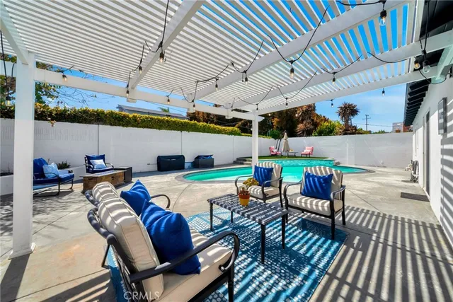 $1,549,000 | 587 Traverse Drive, Costa Mesa, CA 92626