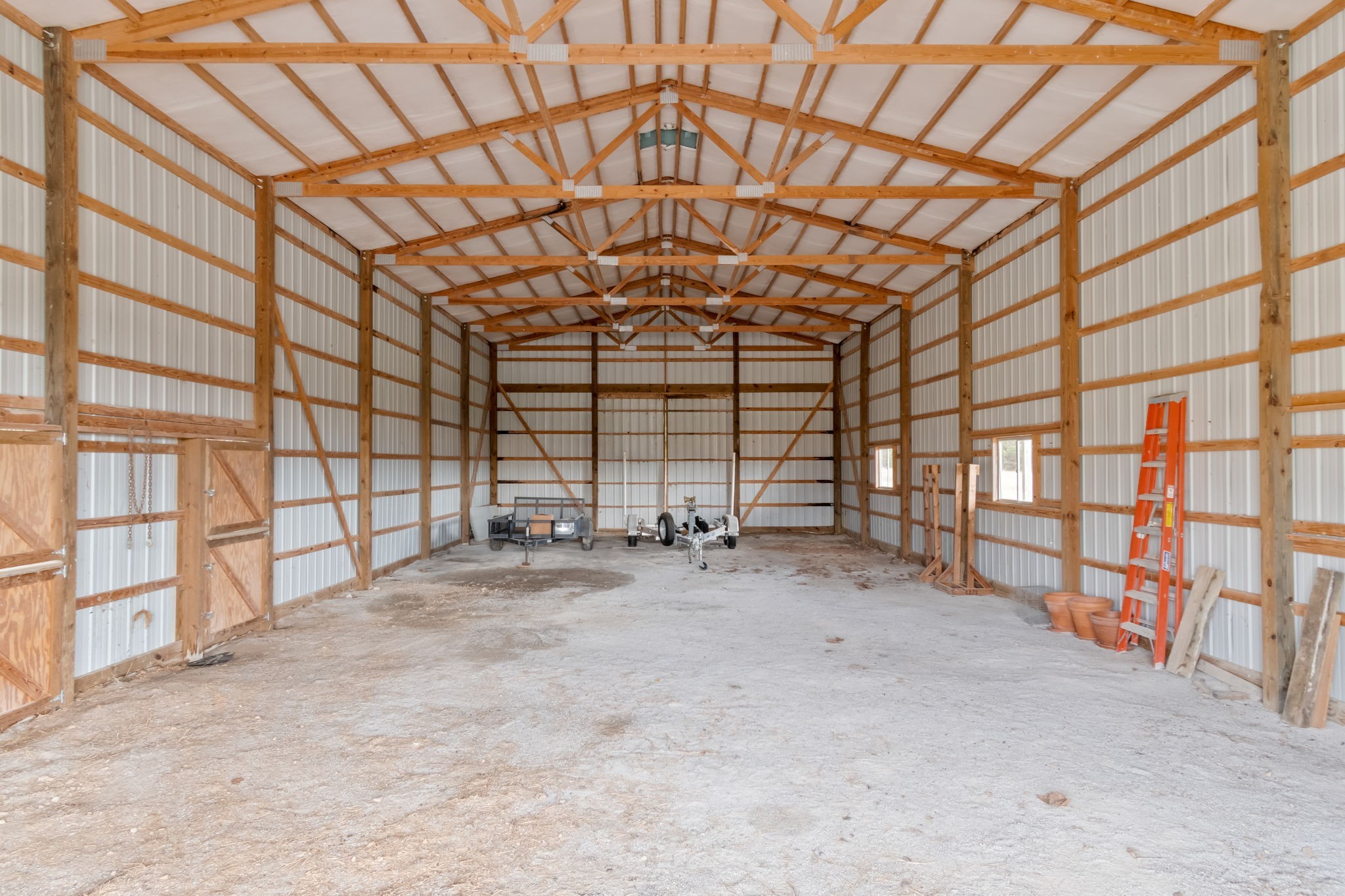 3100 Floyd Road Eagleville, TN 37060 - Photo 23 of 62 a view of an empty room with windows
