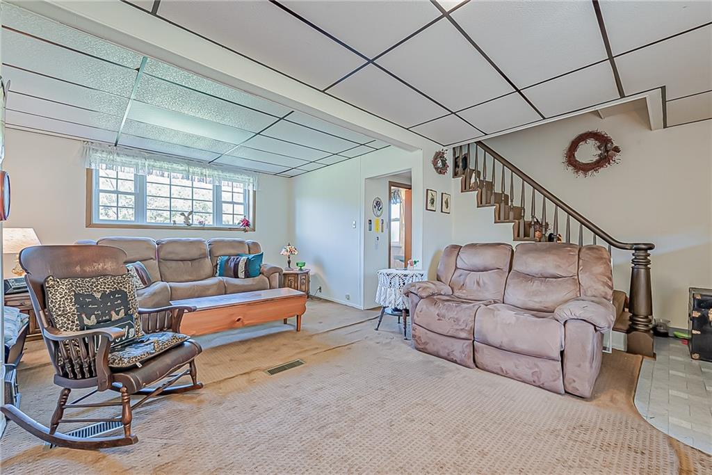 115 Shinsky Road Greensburg, PA 15601 - Photo 5 of 25 Gallery Image 5
