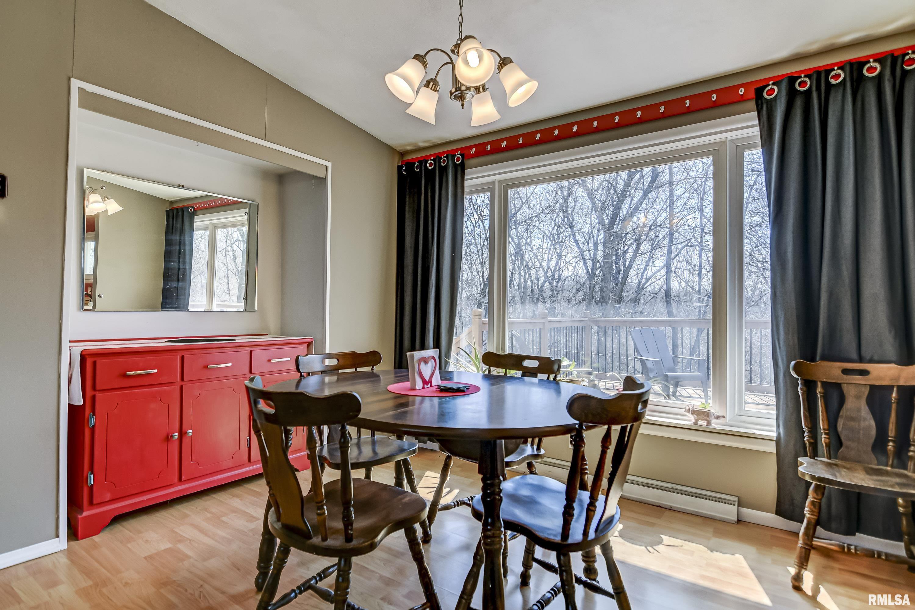29 Sunny Side Drive Springfield, IL 62702 - Photo 6 of 24 Gallery Image 6