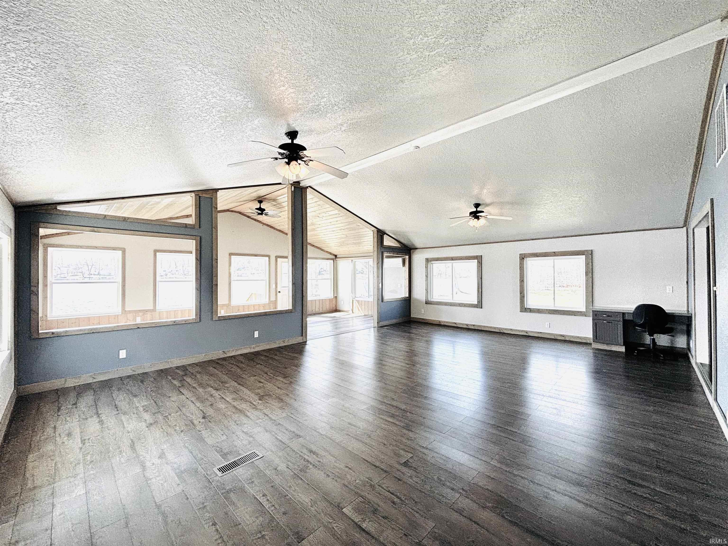 1770 East Poplar Road Columbia City, IN 46725 - Photo 9 of 36