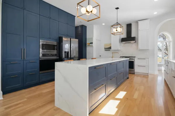 $2,250,000 | 20615 31st Street, Paris, WI 53104