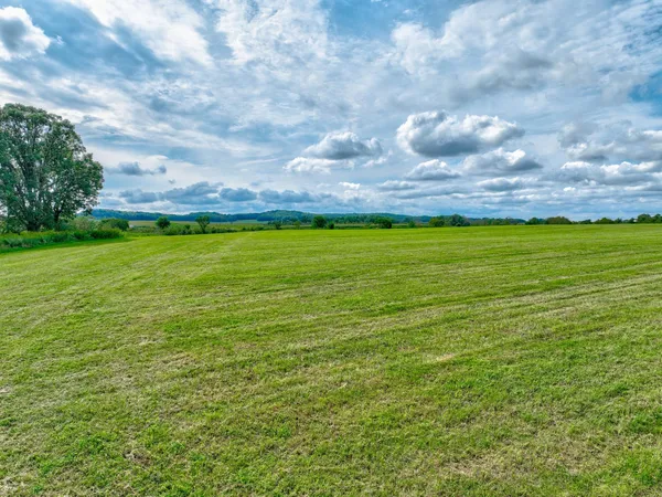 $1,200,000 | N5314 765th Street, Elk Mound, WI 54739