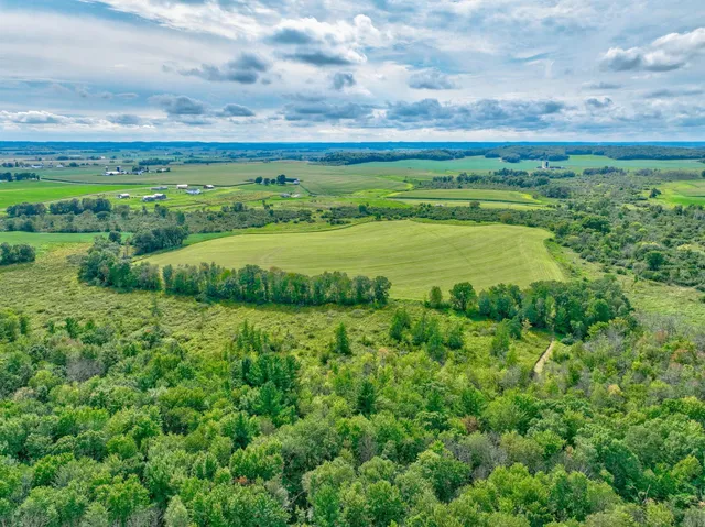 $1,499,000 | N5314 765th Street, Elk Mound, WI 54739