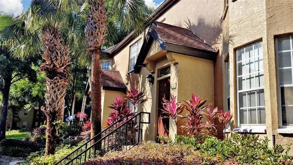 $1,349 | 6400 Raleigh Street, Unit 3001, Orlando, FL 32835