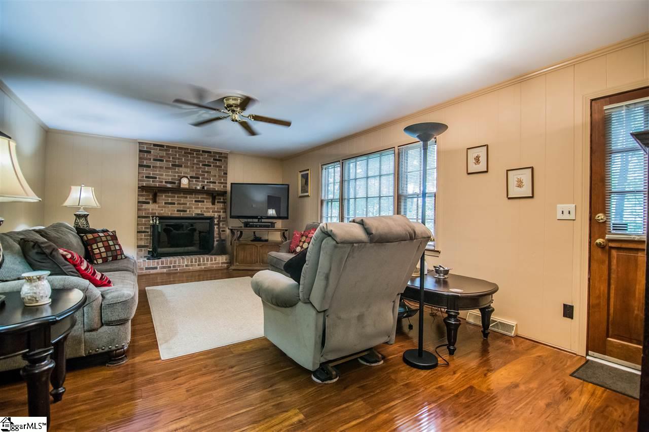 406 Hudson Farm Road Greer, SC 29650 - Photo 3 of 19 Gallery Image 3