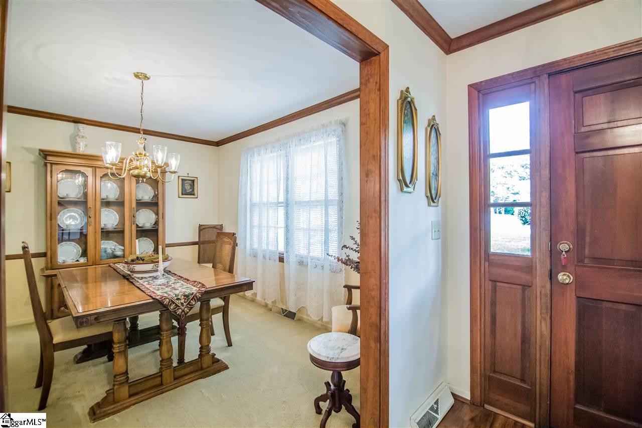 406 Hudson Farm Road Greer, SC 29650 - Photo 6 of 19 Gallery Image 6