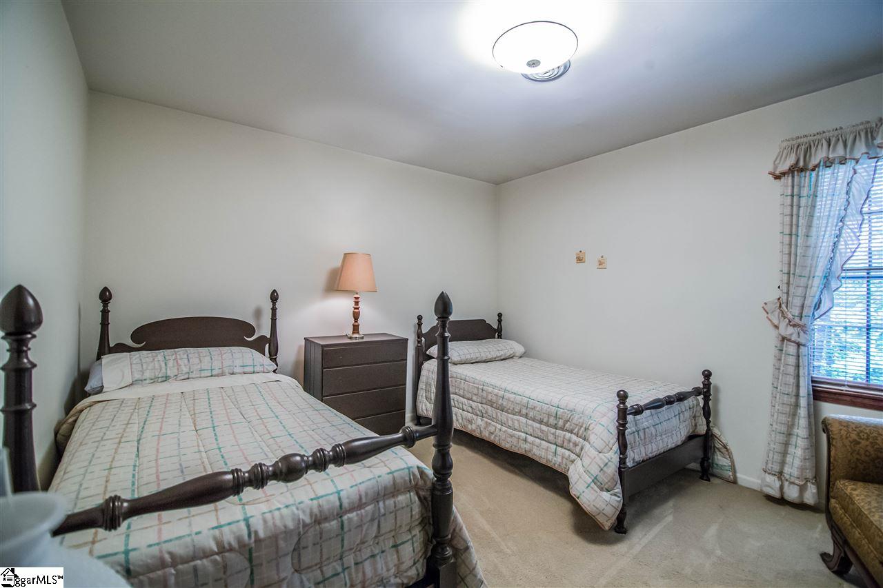 406 Hudson Farm Road Greer, SC 29650 - Photo 10 of 19 Gallery Image 10