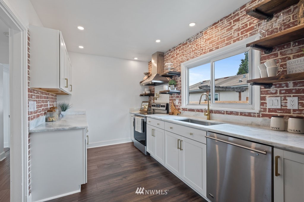 405 Pelly Avenue North Renton, WA 98057 - Photo 11 of 24 Gallery Image 11