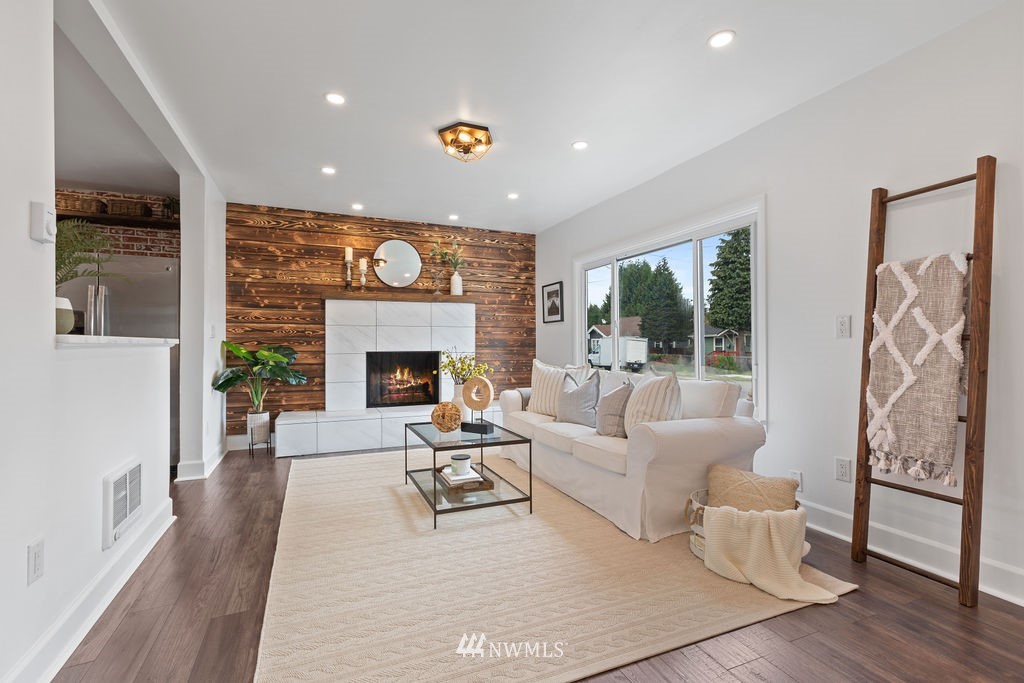 405 Pelly Avenue North Renton, WA 98057 - Photo 4 of 24 Gallery Image 4