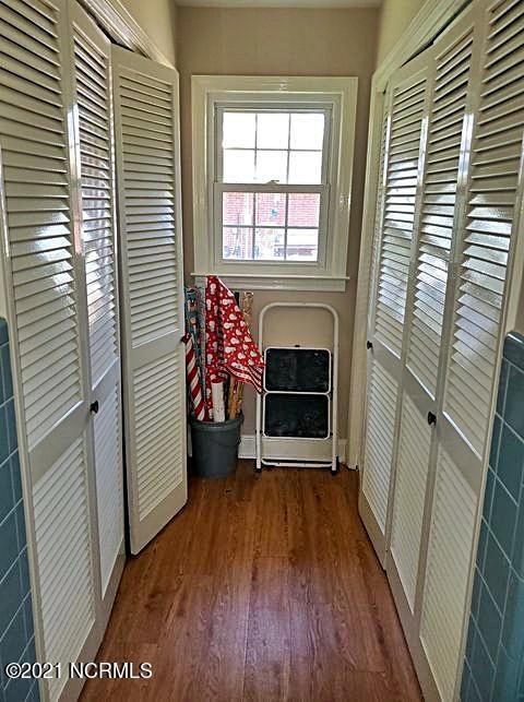 1319 Kimberly Road New Bern, NC 28562 - Photo 26 of 28 Master closets