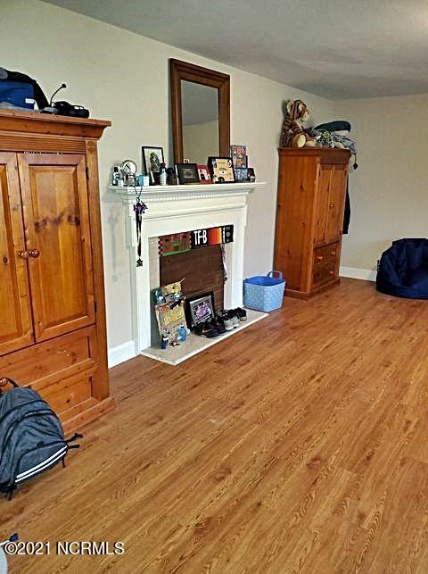 1319 Kimberly Road New Bern, NC 28562 - Photo 5 of 28 Living Room