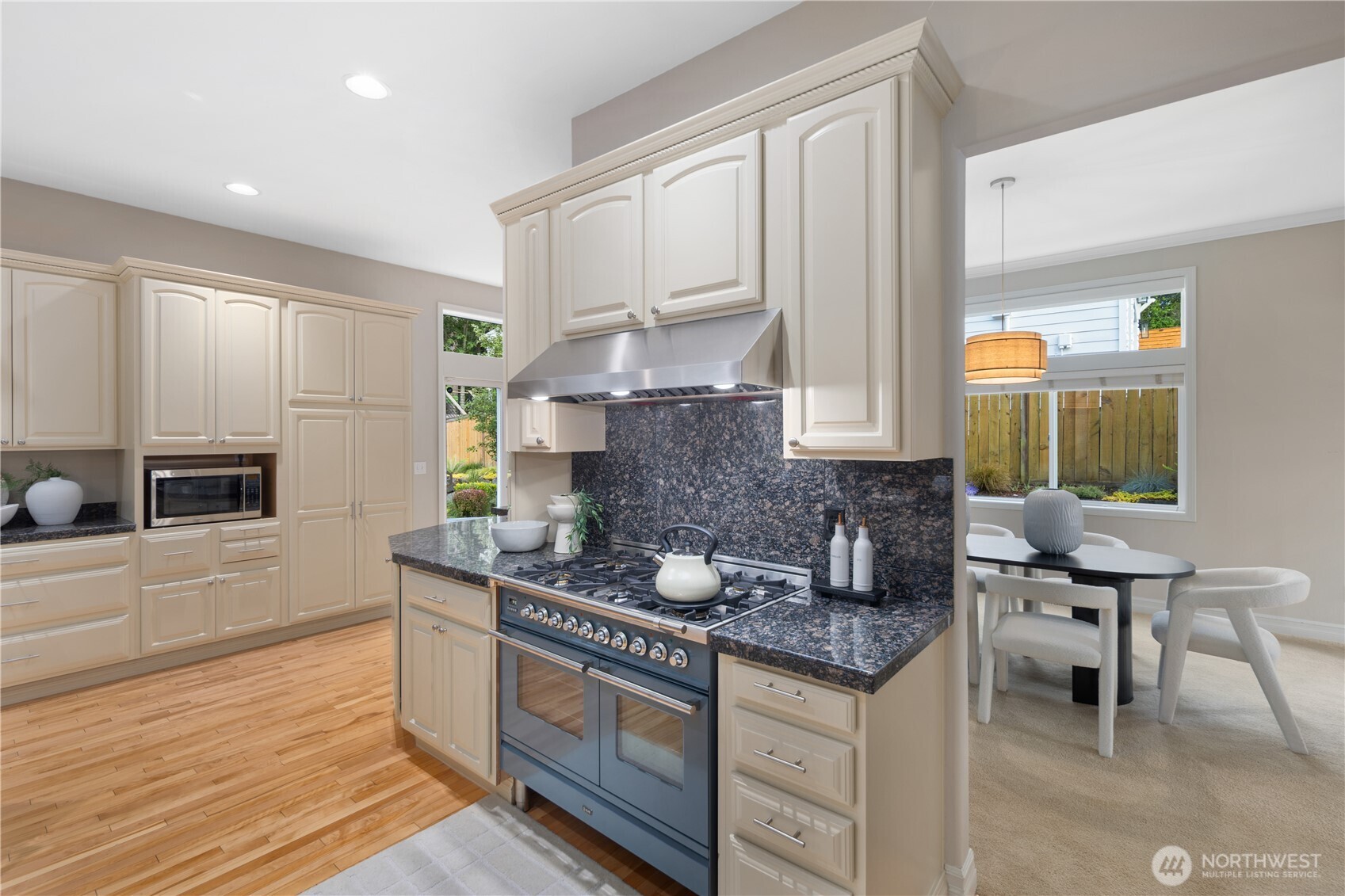 4227 Northeast 27th Place Renton, WA 98059 - Photo 12 of 40