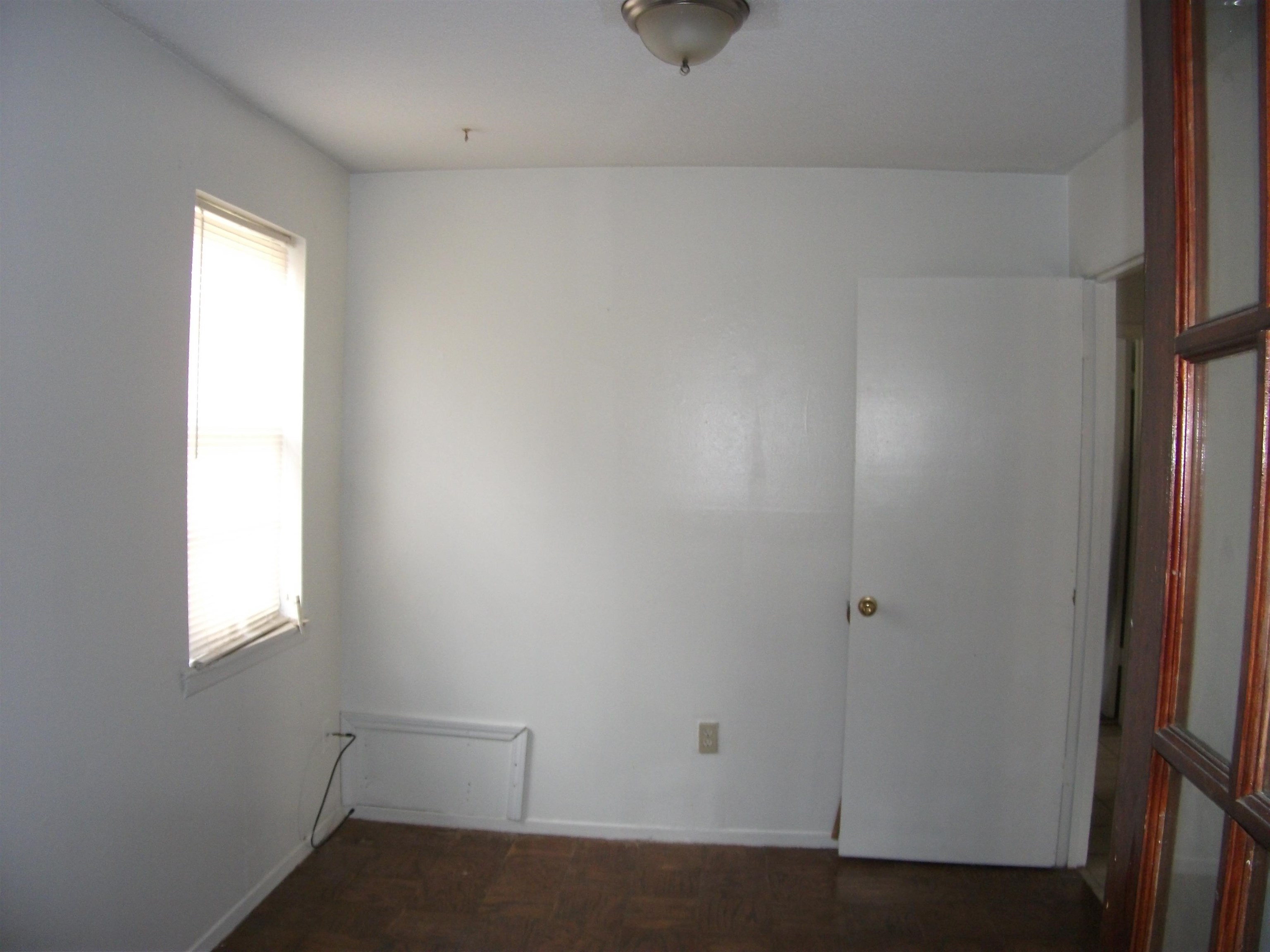 250 Flynn Road Memphis, TN 38109 - Photo 4 of 9 Gallery Image 4
