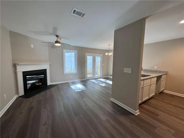 $1,550 | 307 Legacy Lane, Unit 10, Calhoun, GA 30701