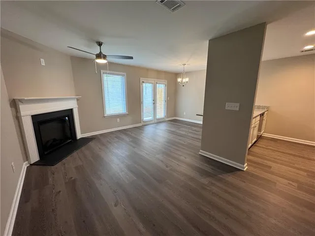 $1,550 | 307 Legacy Lane, Unit 10, Calhoun, GA 30701