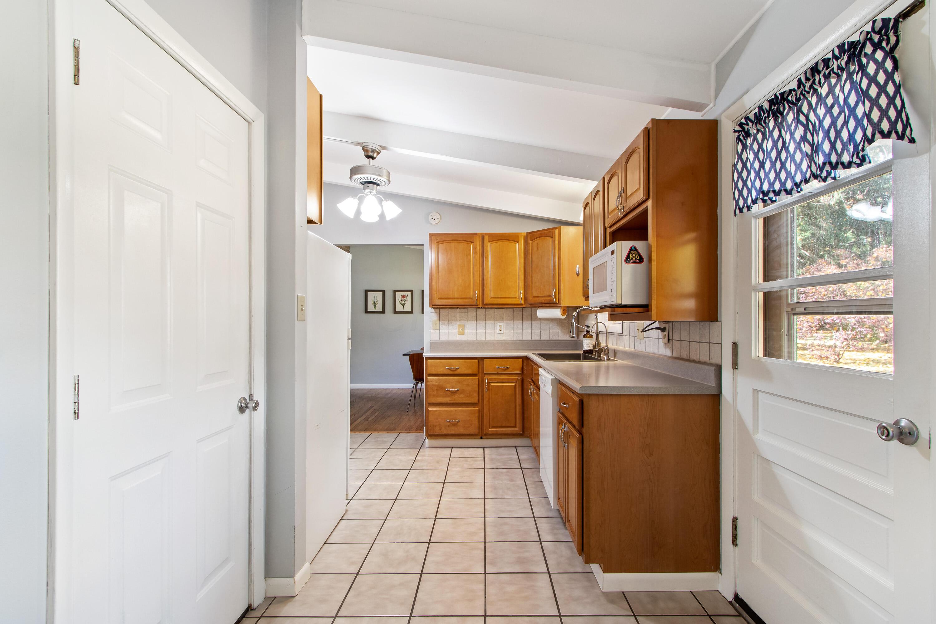 3840 Saturn Road Hilliard, OH 43026 - Photo 14 of 29 3840 Saturn Road-14.jpg-FULL