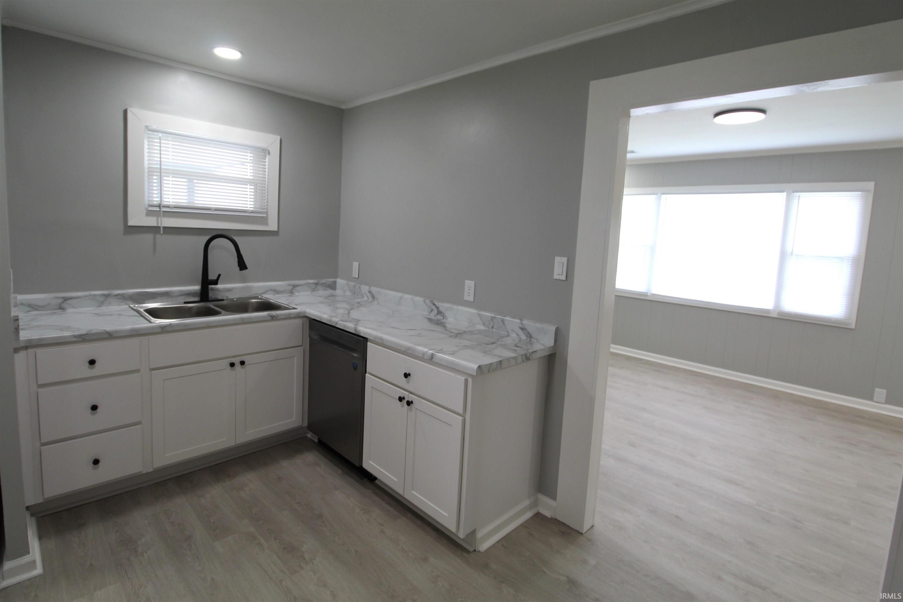 5217 Sherbrooke Road Evansville, IN 47710 - Photo 8 of 15 Gallery Image 8