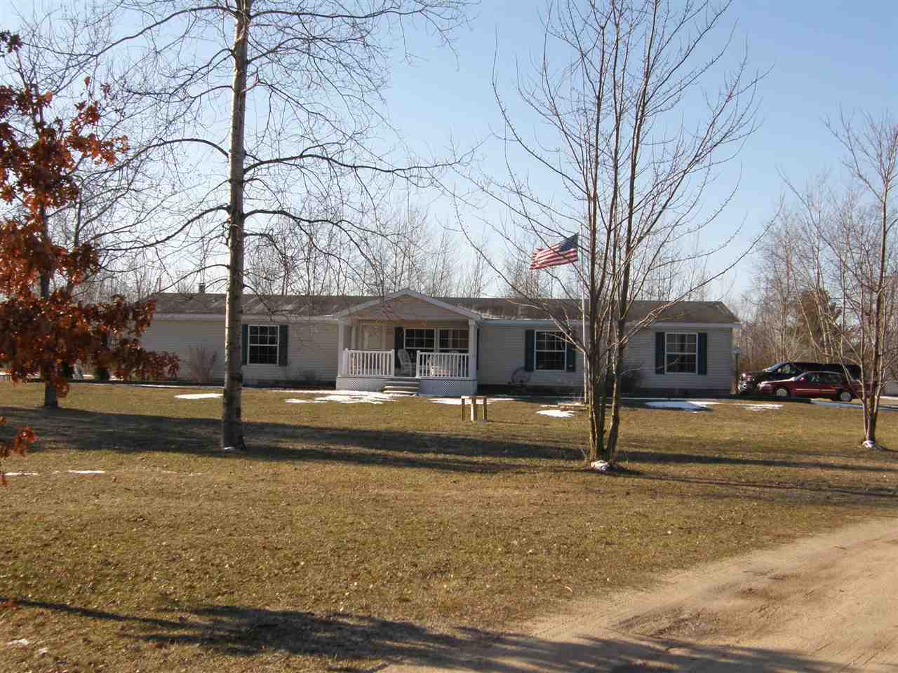 3585 West Redstone Road St. Louis, MI 48880 - Photo 2 of 22 1844739-1.JPG