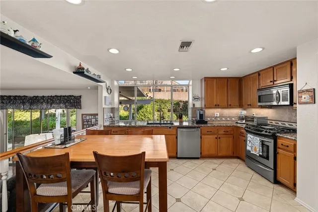 $950,000 | 2326 Fairfield Way, Upland, CA 91784