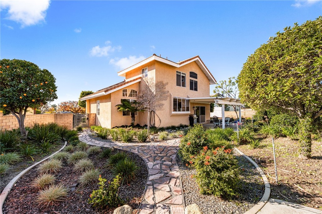 2326 Fairfield Way Upland, CA 91784 - Photo 31 of 47