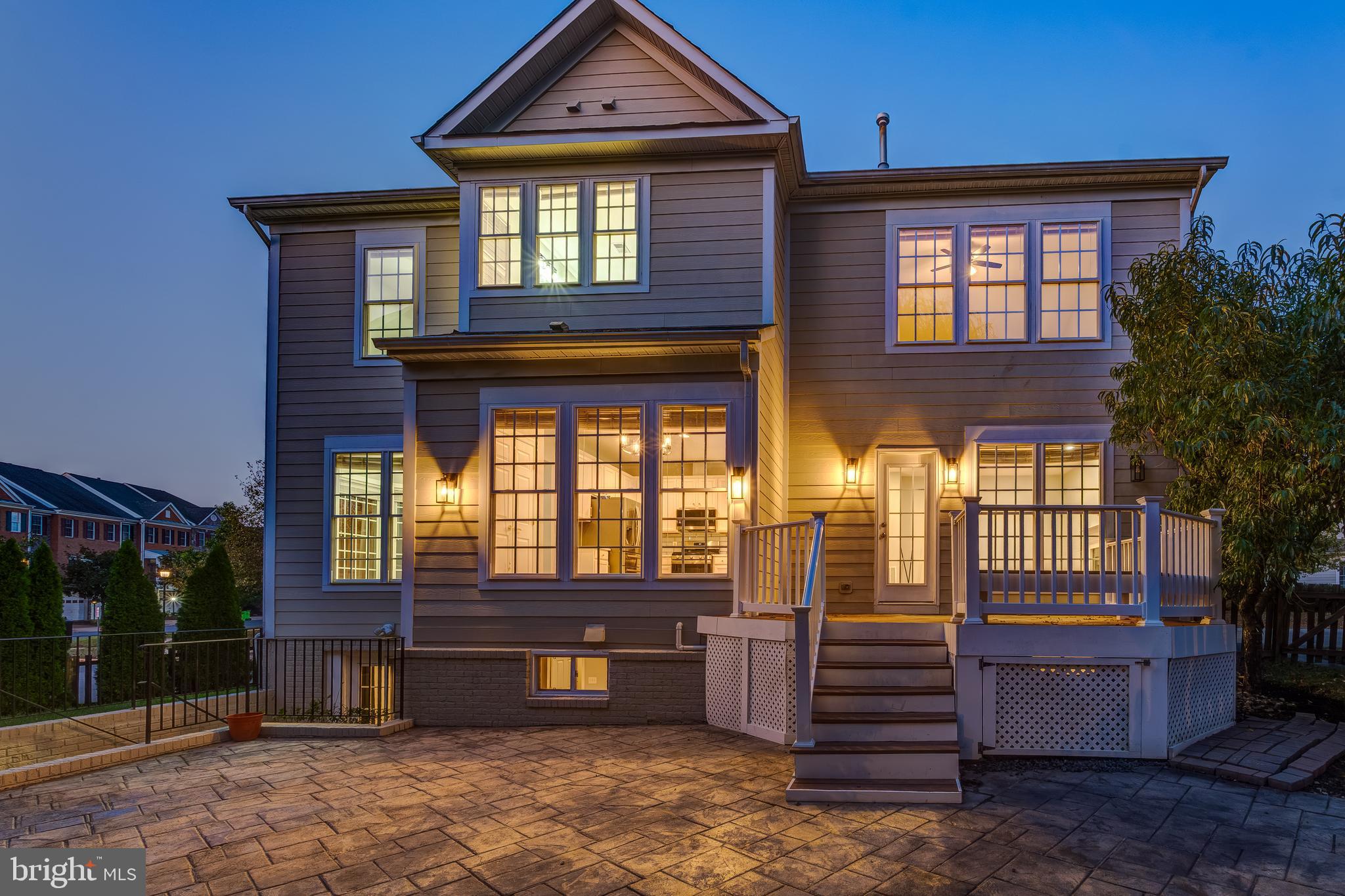 19111 Chartier Drive Leesburg, VA 20176 - Photo 68 of 68 a front view of a house with a yard
