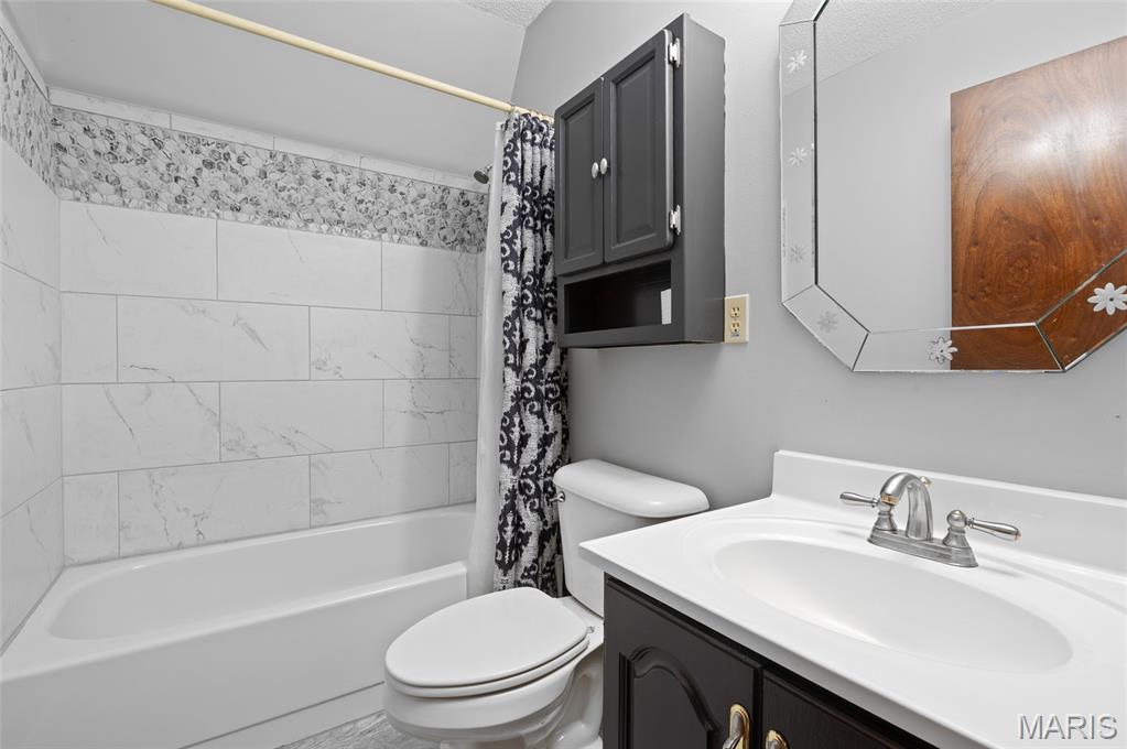 10409 Lower Marine Road Marine, IL 62061 - Photo 24 of 38