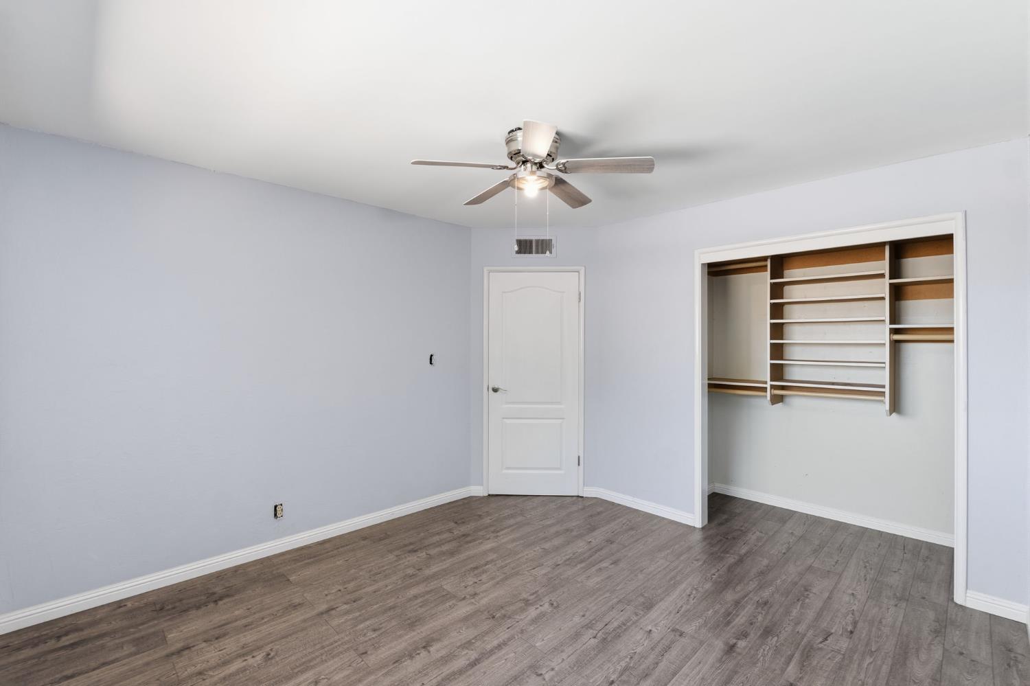 712 East San Ramon Avenue Fresno, CA 93710 - Photo 21 of 44