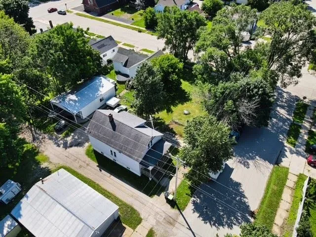 $154,900 | 1506 11th Street, Menominee, MI 49858