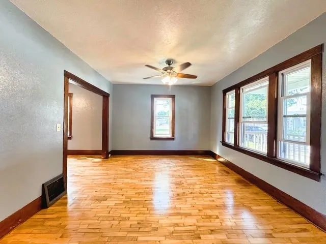 $154,900 | 1506 11th Street, Menominee, MI 49858