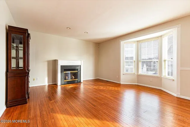 $725,000 | 10 Hemingway Lane, Columbus, NJ 08022