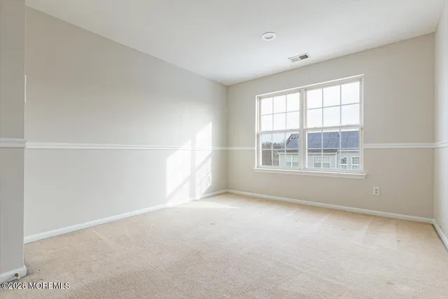 $725,000 | 10 Hemingway Lane, Columbus, NJ 08022