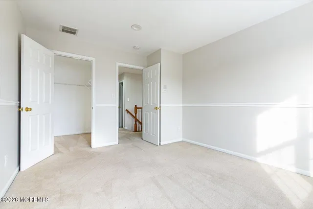 $725,000 | 10 Hemingway Lane, Columbus, NJ 08022