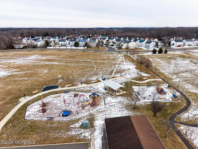 $725,000 | 10 Hemingway Lane, Columbus, NJ 08022