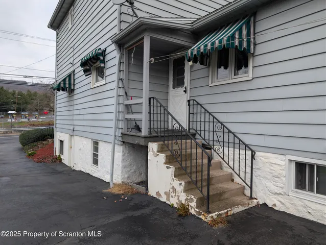 $1,550 | 810 Gino Merli Drive, Peckville, PA 18452