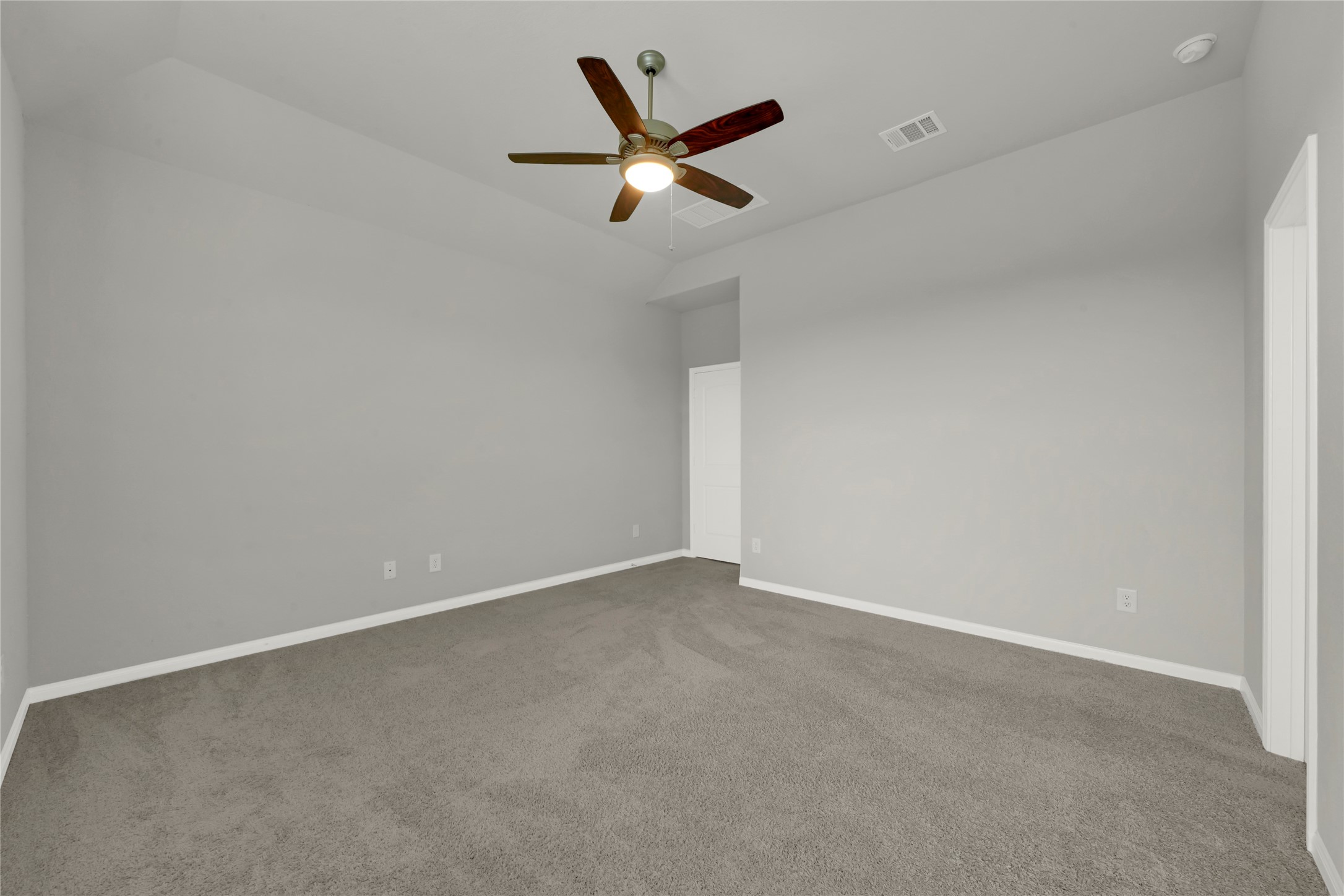 2542 Steelhead Drive Conroe, TX 77384 - Photo 14 of 20 Enjoy plenty of space to arrange your bedroom furniture. You'll have enough room to add a sitting area near the window if you so desire.