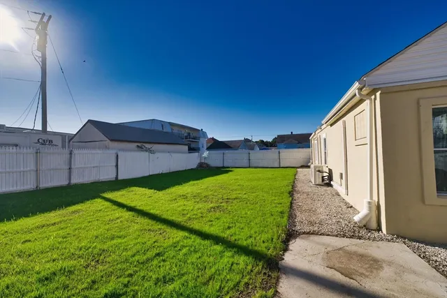 $389,900 | 340 Vale Street, Fall River, MA 02724